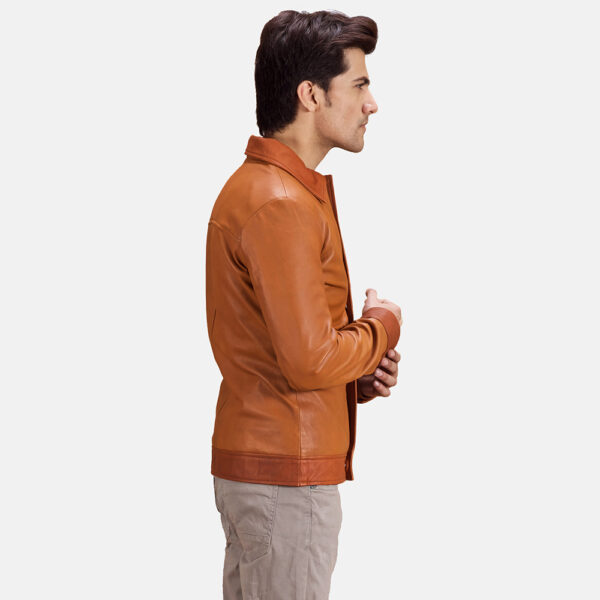 Windproof Zipper Flap & Button Cuff Mechanism
