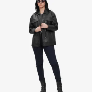 Relaxed Fit of Black Oversized Leather Trucker Jacket with Adjustable Waist