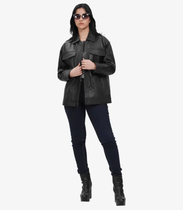 Relaxed Fit of Black Oversized Leather Trucker Jacket with Adjustable Waist