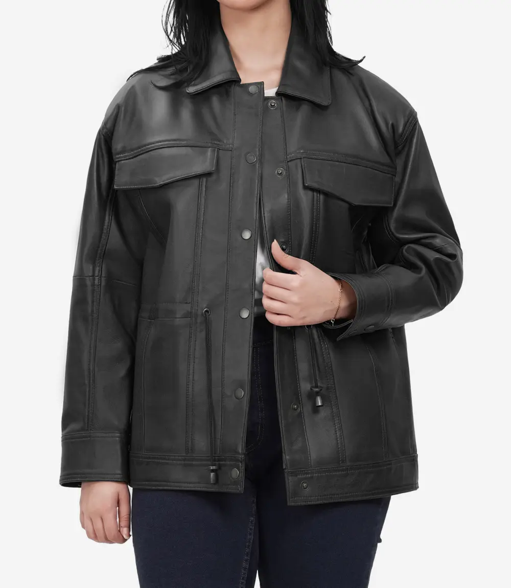 Relaxed Fit of Black Oversized Leather Trucker Jacket with Adjustable Waist